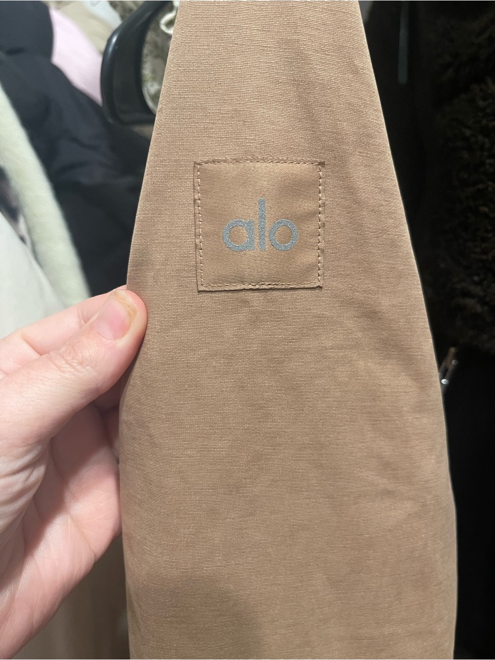Alo Yoga Prime Trench Coat Jacket Toasted Almond Sz S 4-6 W4620R - Picture 12 of 16